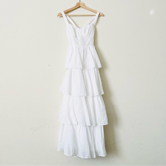 NWT Abercrombie & Fitch SMALL Lace-up back tiered sleeveless maxi dress - white - Picture 3 of 9